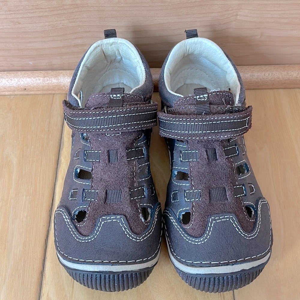 Stride Rite Reggie Sandal